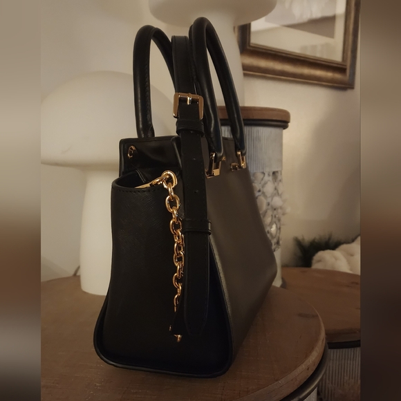 Michael Kors Selma 3 IN 1 Satchel - Picture 6 of 13